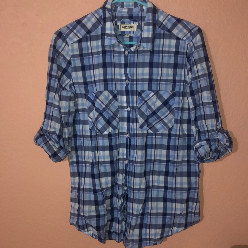 Women’s Express button up top